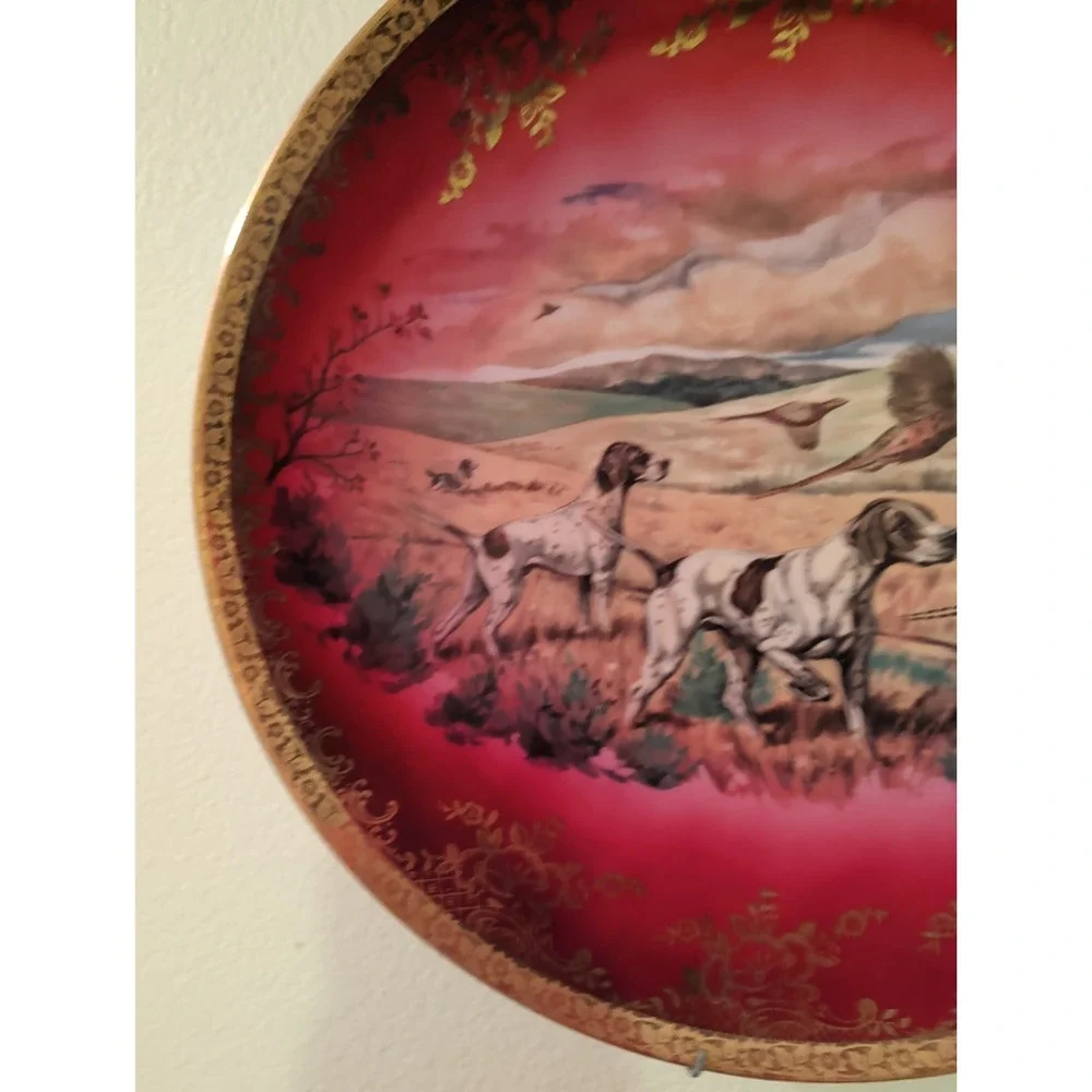 Dog Bavaria Plate STW Germany Pointer Hunting Pheasant Gold Gilt Maroon Large